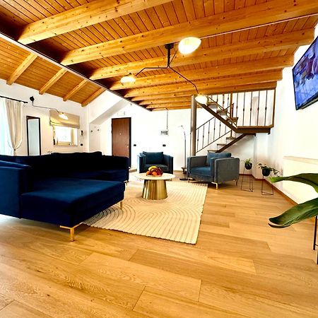 Blue Nest Apartment Timisoara Ngoại thất bức ảnh
