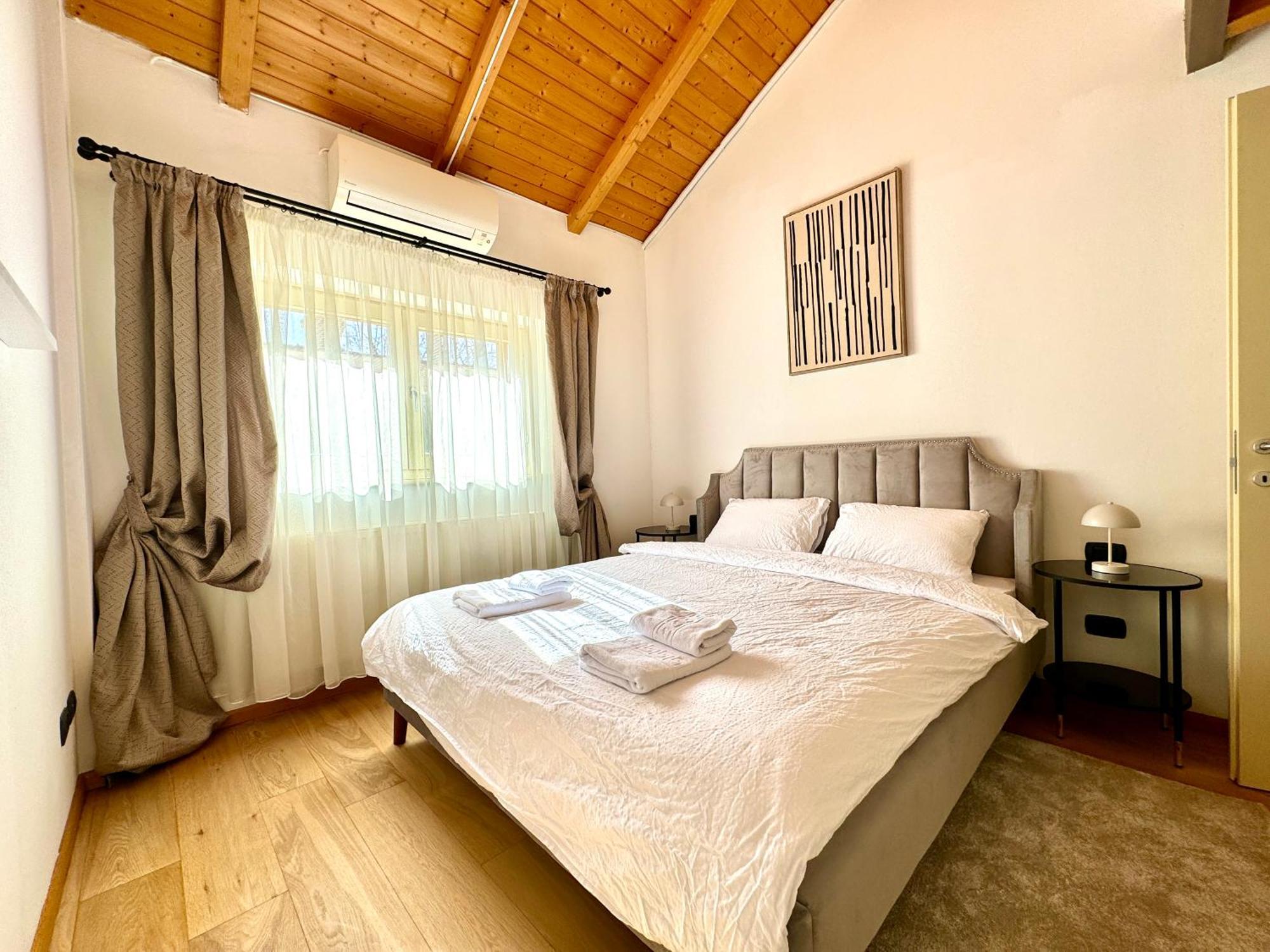 Blue Nest Apartment Timisoara Ngoại thất bức ảnh