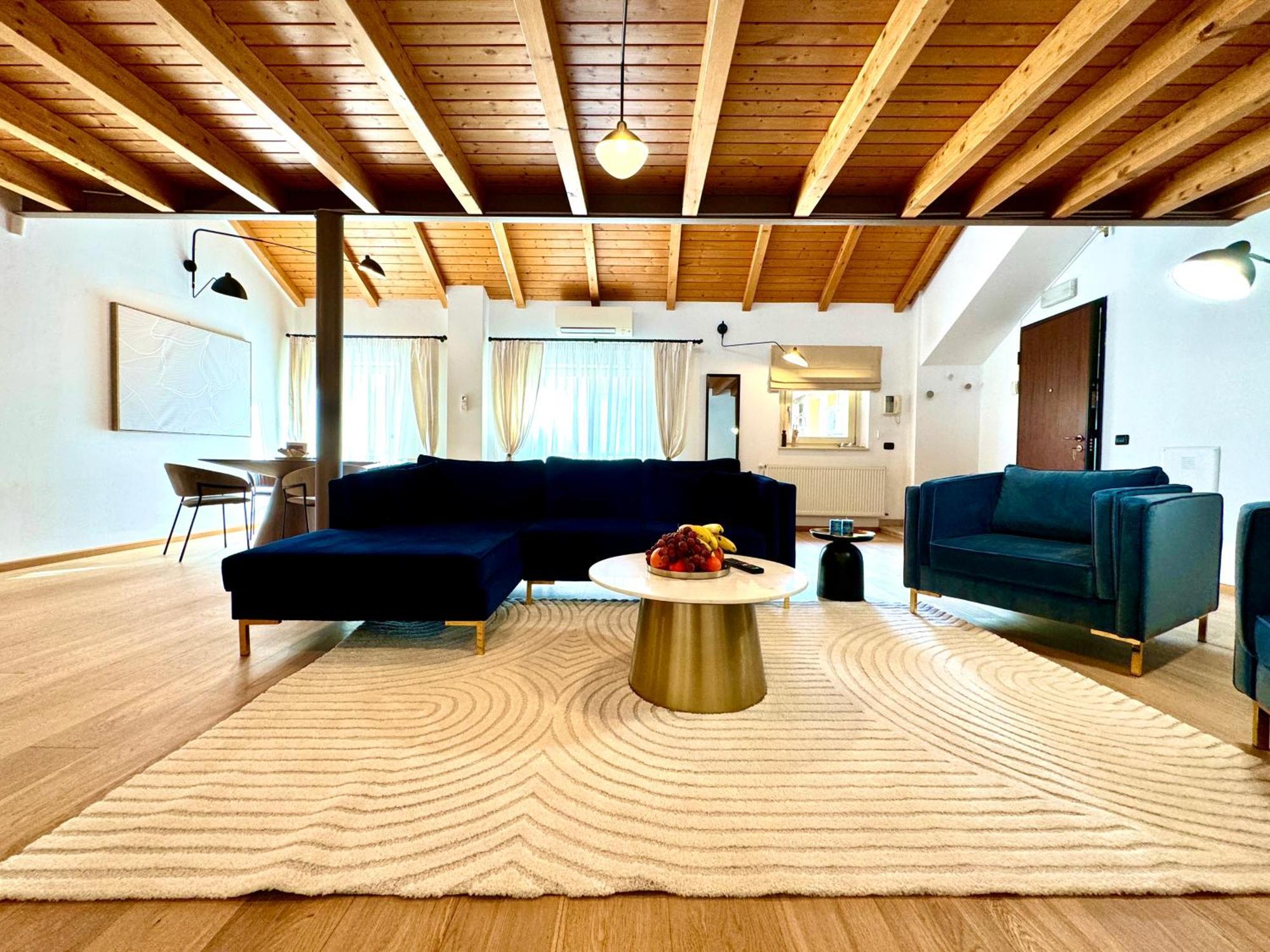 Blue Nest Apartment Timisoara Ngoại thất bức ảnh
